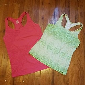 Athletic tank tops